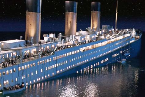 Zdjęcie parowca RMS Titanic przed zatonięciem