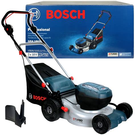 kosiarka akumulatorowa Bosch w akcji, mulczowanie trawy