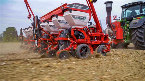 Thematic photo of Kverneland Accord Optima planter working in the field