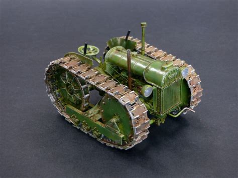 Zestawienie ewolucji ciągnika: od ciężkiej lokomobili parowej po nowoczesny model Fordson