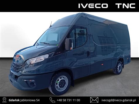 infografika przedstawiająca dostępne konfiguracje kabin Iveco Daily