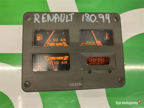 Zdjęcie panelu wskaźników ciągnika Renault