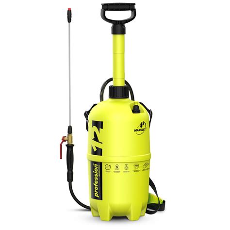 Opryskiwacz ciśnieniowy Marolex Hobby 12l w akcji