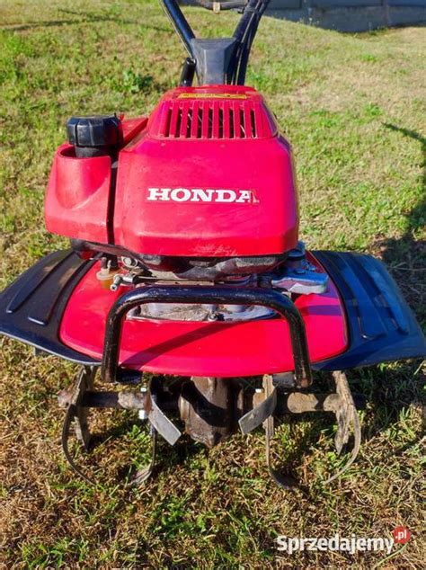Glebogryzarka Honda F210 Komame w akcji