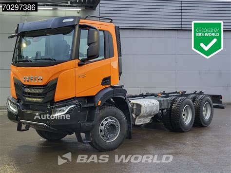 Podwozie Iveco T-Way z zaznaczonymi osiami i ramą