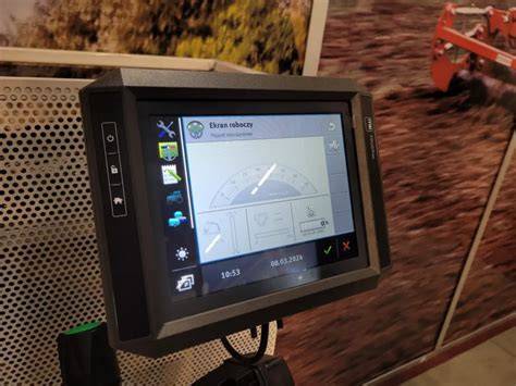 Panel sterowania opryskiwaczem z GPS