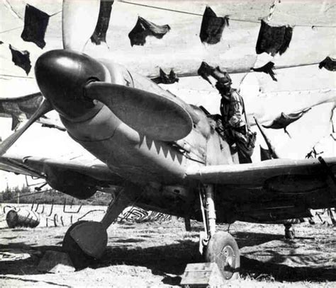 Historyczne zdjęcie czechosłowackiego samolotu Avia