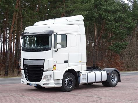 Ciągnik siodłowy DAF CF 440 - zdjęcie