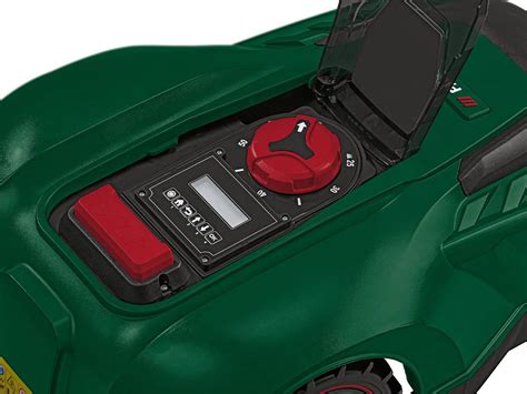 Infographic comparing features of Parkside lawnmower vs. cheaper alternatives