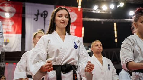Zdjęcie z ceremonii otwarcia Pucharu Świata Karate Kyokushin IKO w Katowicach