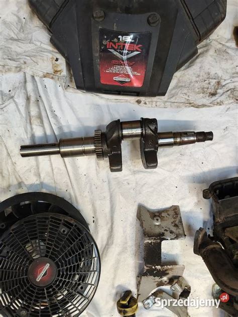 Widok silnika Briggs&Stratton INTEK w przekroju