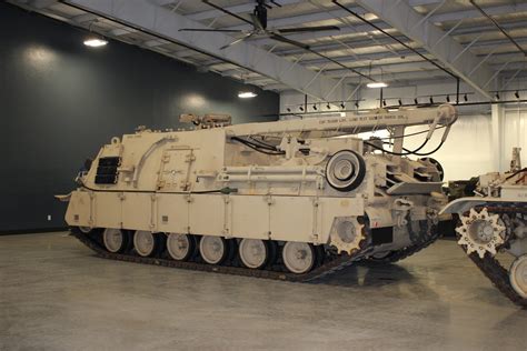 zdjęcie M88A2 Hercules podczas operacji ewakuacji