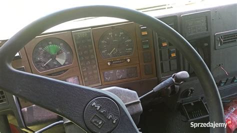 Wnętrze kabiny MAN F2000