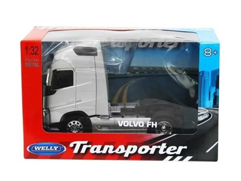 model naczepy cysterny Volvo FH Welly z otwartymi drzwiami