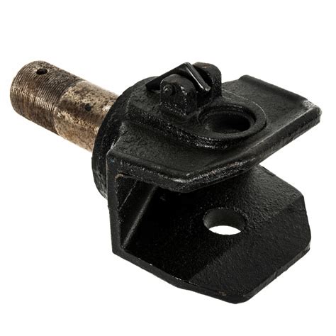 Porównanie wizualne górnego, ręcznego zaczepu transportowego i dolnego zaczepu typu Piton-fix ze stałym sworzniem