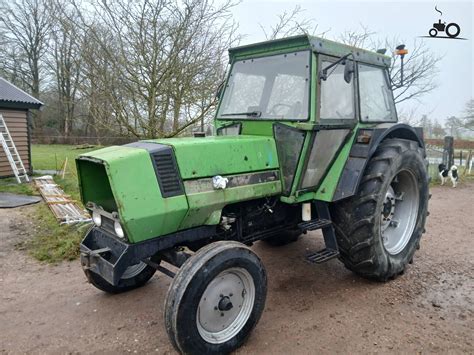 Zdjęcie ciągnika Deutz-Fahr DX 90 w akcji