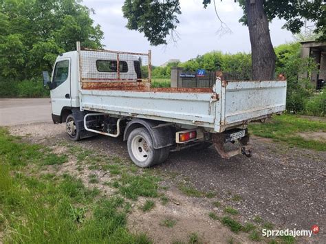 FUSO Canter wywrotka na placu budowy w regionie Opola