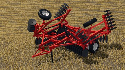 Historyczne maszyny rolnicze firm Case i McCormick, symbolizujące początki International Harvester