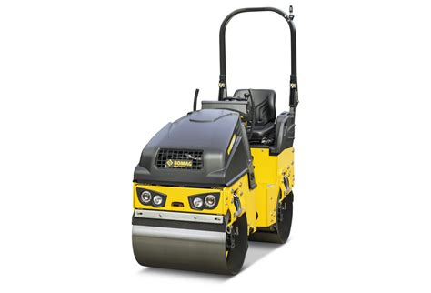 Zdjęcie walca wibracyjnego Bomag BW 80 AD-5 w akcji