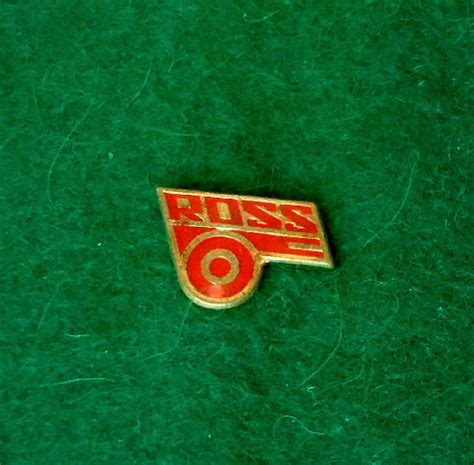 historyczne zdjęcie fabryki Roudnické strojírny a slévárny lub logo ROSS