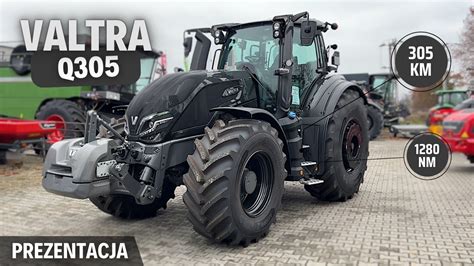 Zdjęcie przedstawiające nisko osadzoną kabinę i opadającą maskę ciągnika Valtra
