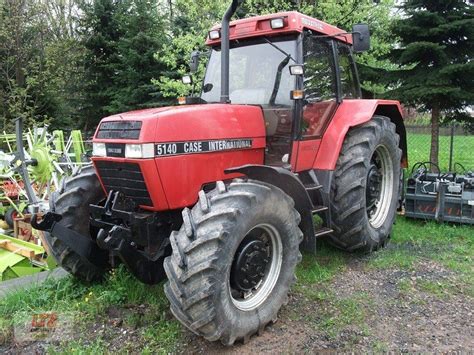 Rysunek techniczny ciągnika Case IH 5140 Maxxum z podstawowymi wymiarami