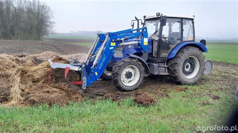 Farmtrac 690 DTN w pracy polowej
