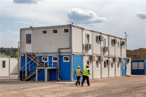 Thematic photo of a tipper trailer on a construction site
