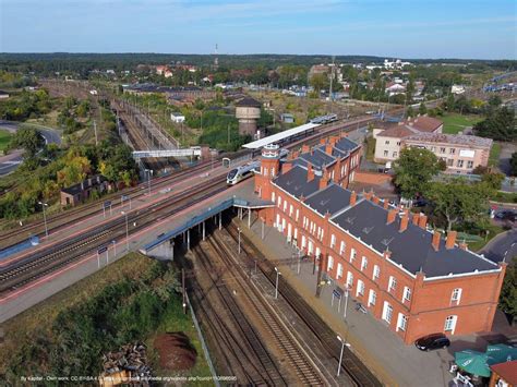 Młodzieżowe Centrum Kariery w Kostrzynie nad Odrą, budynek i logo