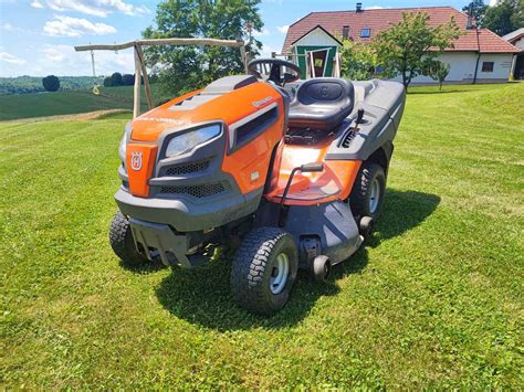 Schemat budowy traktorka ogrodowego Husqvarna TC 142
