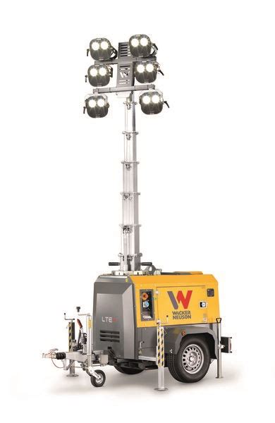 Wieża oświetleniowa LTN 6L Wacker Neuson na placu budowy