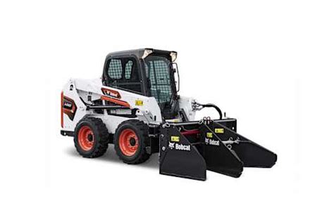 Photo of Bobcat S550 compact loader working on a farm