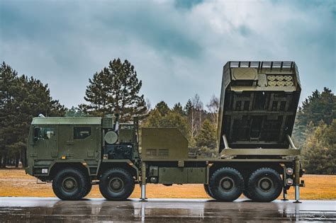 HOMAR-K na podwoziu Jelcz P882.57 z wyrzutniami K239 Chunmoo