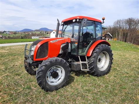 Zetor Proxima 105 na polu, w pracy