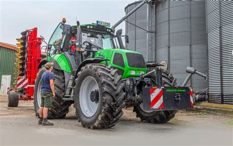 Zdjęcie ciągnika Deutz-Fahr Agrotron 260