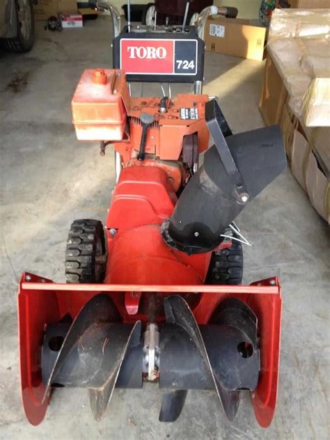 Photo of the engine of a Toro snowblower