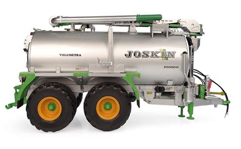 Infografika przedstawiająca samonośną konstrukcję i hydrauliczny układ jezdny beczkowozu JOSKIN Volumetra