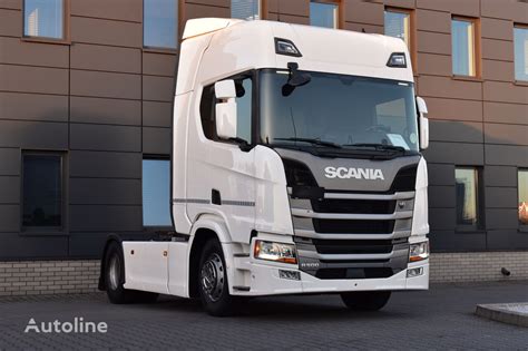 Nowoczesny ciągnik siodłowy Scania V8