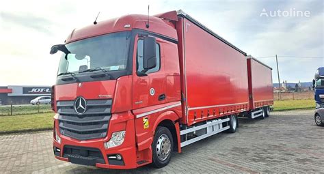 Ciężarówka Mercedes-Benz z serii 