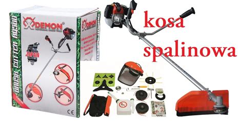 Kosa spalinowa DEMON w akcji, usuwająca zarośla na zboczu