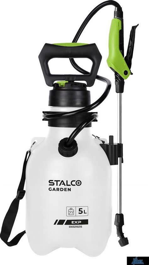 Opryskiwacz ciśnieniowy 5L EXP Stalco GARDEN S103210215 w akcji