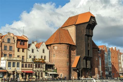 Panorama Gdańskiego Żurawia z okolicznymi zabytkami