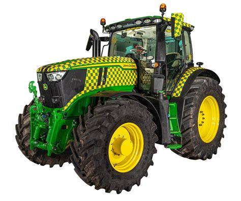 Infografika przedstawiająca modyfikacje i osprzęt ciągnika John Deere 6R 250 dla straży pożarnej