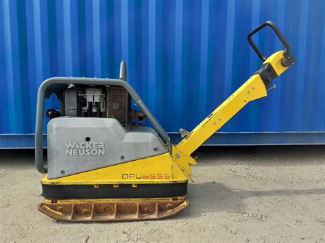 Wacker Neuson DPU 6555 - schemat zagęszczarki z widocznymi kluczowymi komponentami