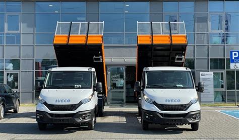 Schemat budowy podwozia IVECO Daily z ramą typu C i zabudową wywrotną