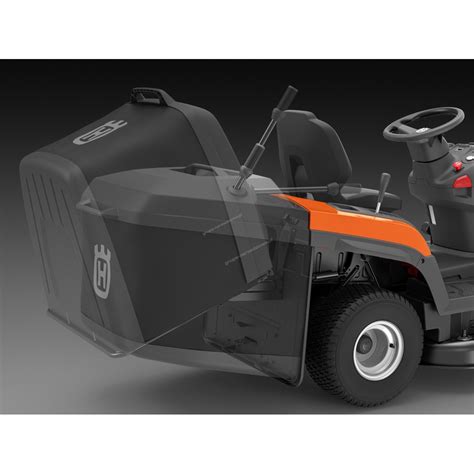 zdjęcie traktora ogrodowego Husqvarna TC 114 z koszem na trawę