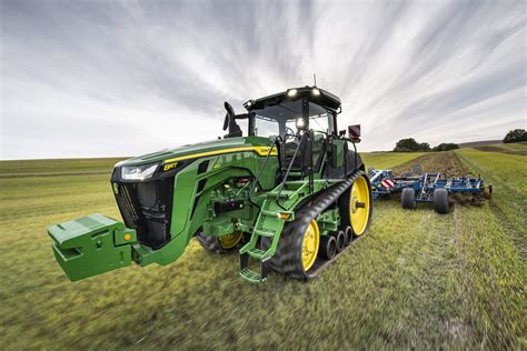 Zestawienie techniczne ciągników John Deere serii 8R i 9RX