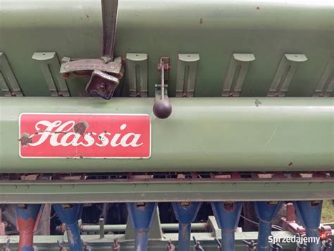 Siewnik zbożowy Hassia DU 250 w pracy na polu