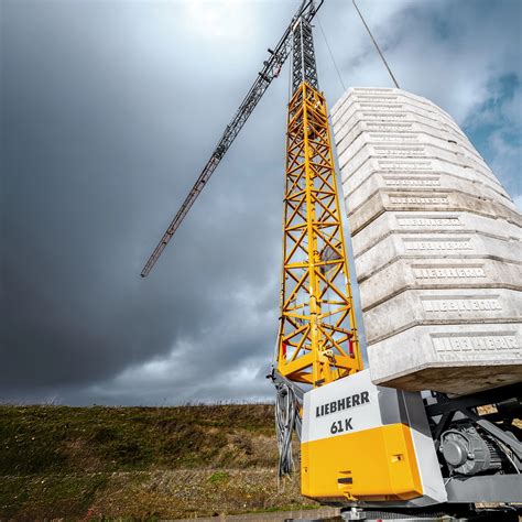schemat porównawczy rozmiarów i zasięgów modeli żurawi Liebherr serii K (43K, 61K, 91K)