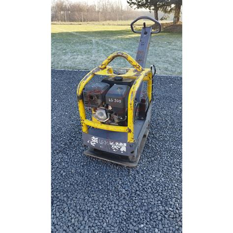 Zagęszczarka Atlas Copco LG300 w akcji na placu budowy